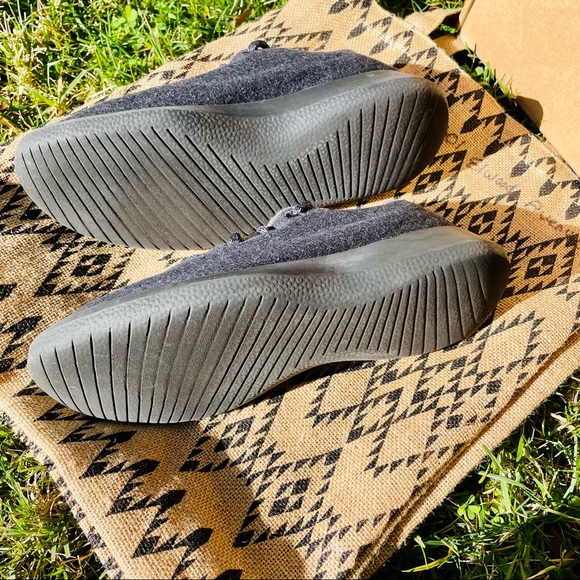 ✅SOLD Allbirds Women’s Wool Runners, Sz 9, Great Condition, Natural Black - Picture 3 of 3